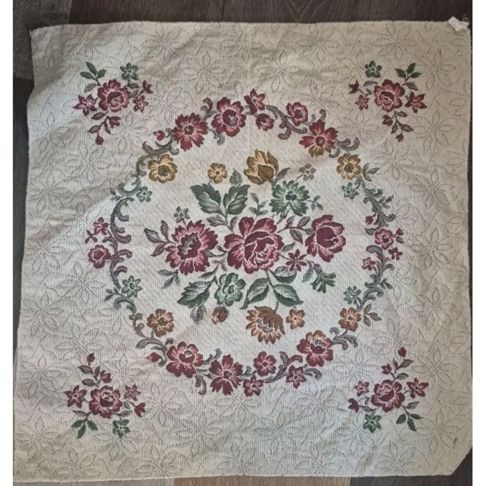 Vintage‎ Floral Woven Tapestry Table Topper 23x23 Made in Belgium